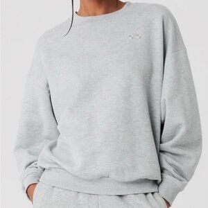 ALO Yoga Gray Set — Sweatshirt & pants
